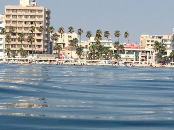 Top Floor Sea View Finikoudes Carisa Ithaki Court Apartamento Larnaca Exterior foto