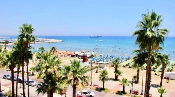 Top Floor Sea View Finikoudes Carisa Ithaki Court Apartamento Larnaca Exterior foto